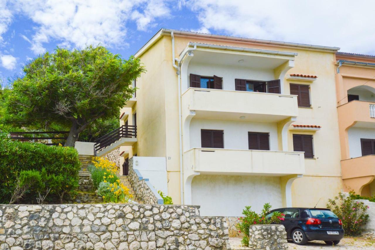 Maja Apartment Паг Екстериор снимка